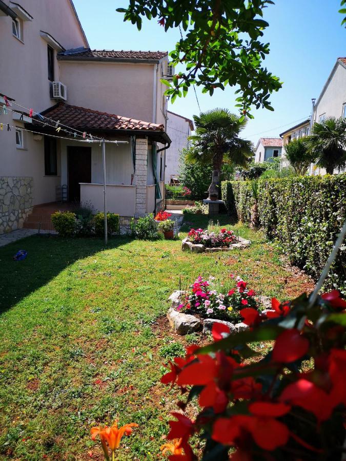 Apartamento Familija Cvitkovic Funtana Exterior foto